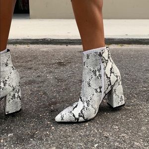 Princess Polly Snake Print Boots